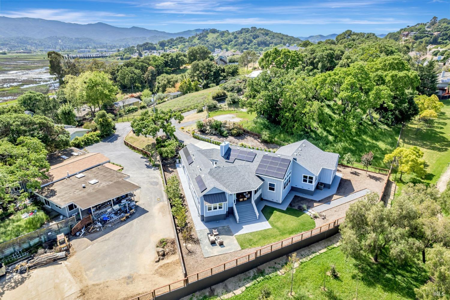 12 Rose Ct