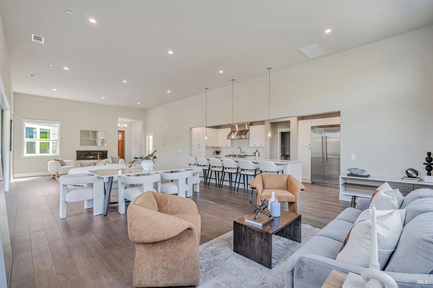 12 Rose Ct