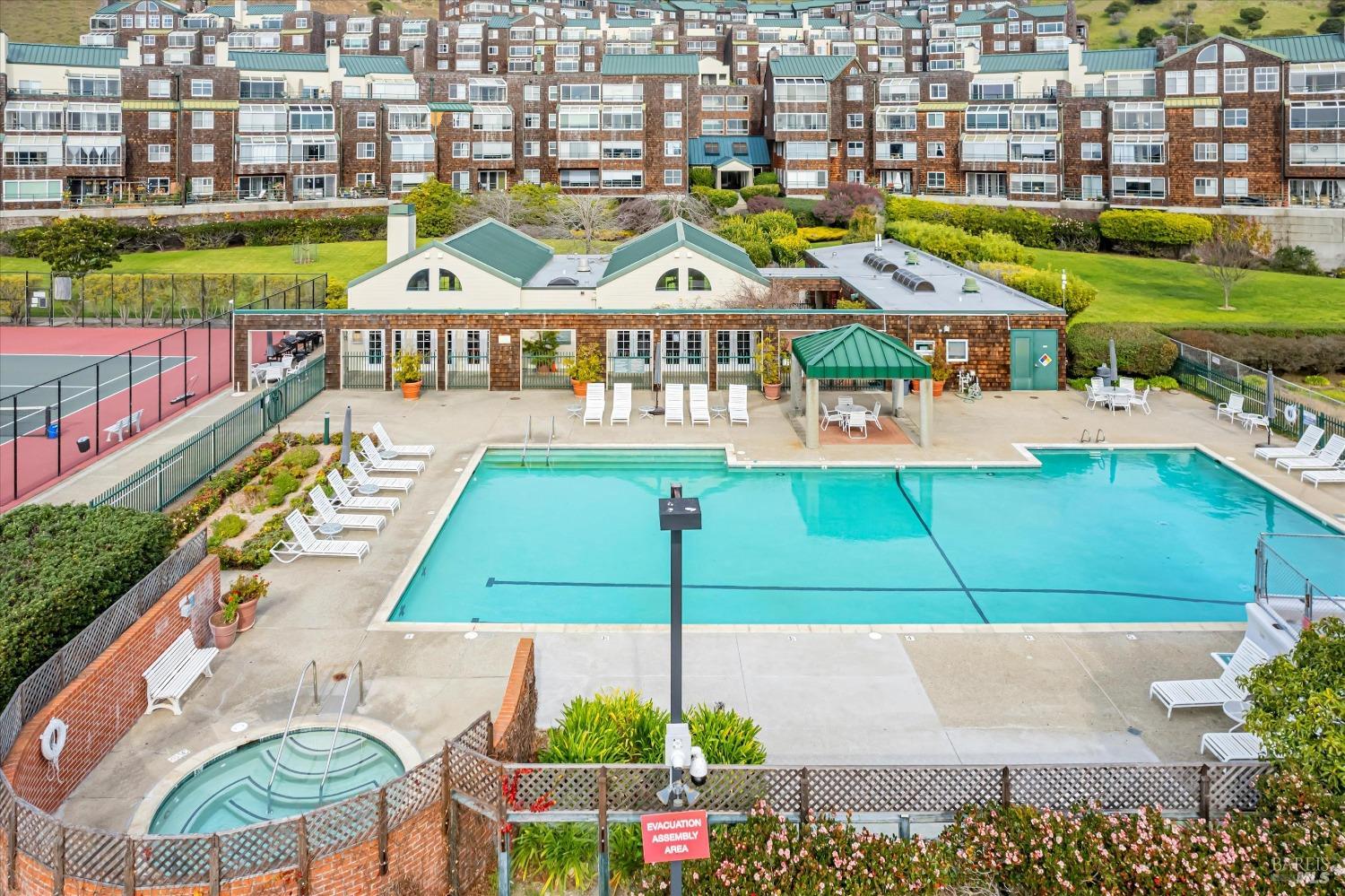 1300 Quarry Ct #213