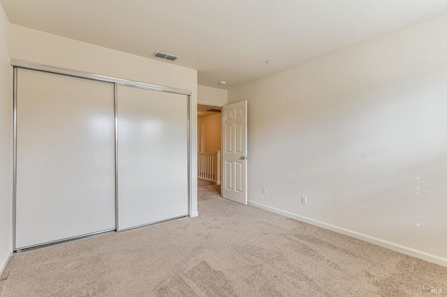 27 Arnold Dr