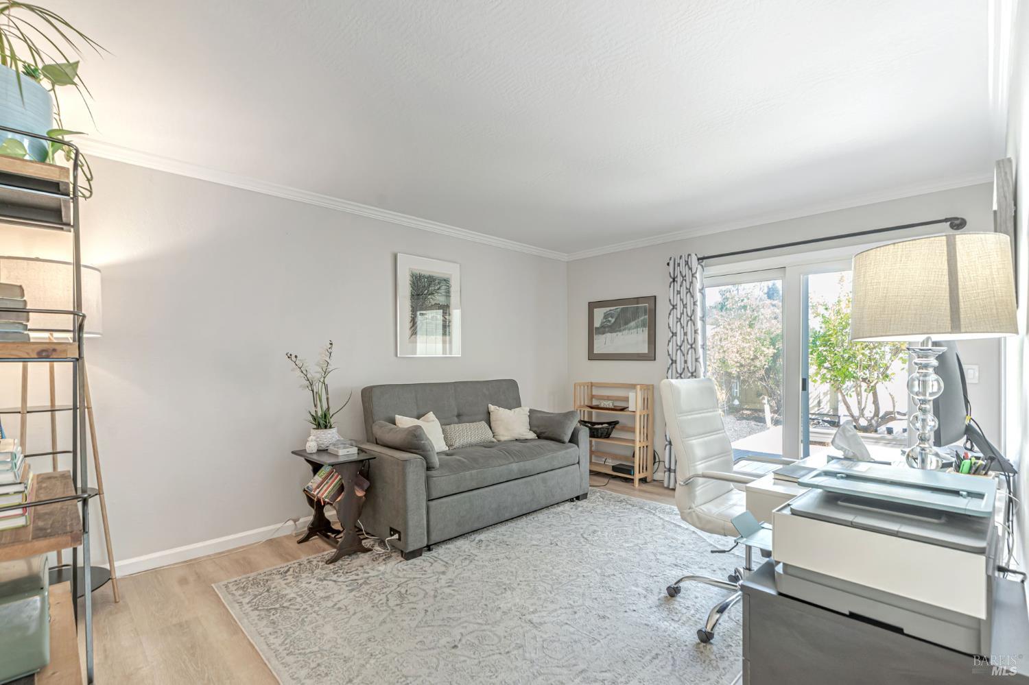 2589 Topaz Dr