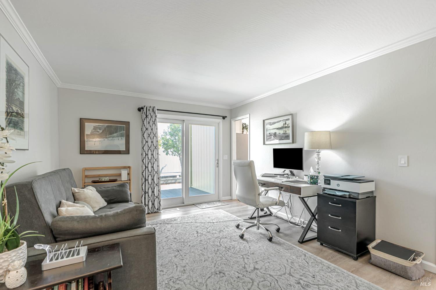 2589 Topaz Dr