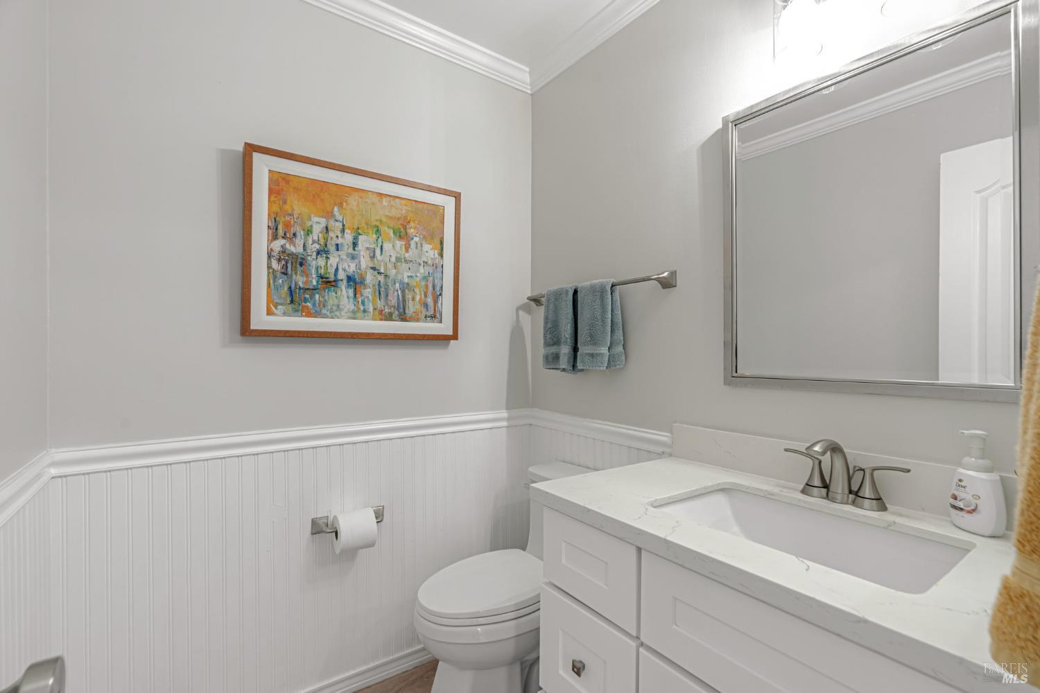 2589 Topaz Dr