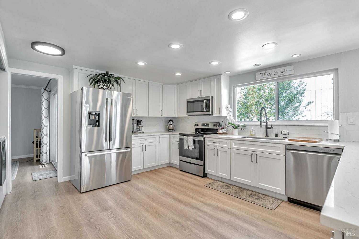 2589 Topaz Drive