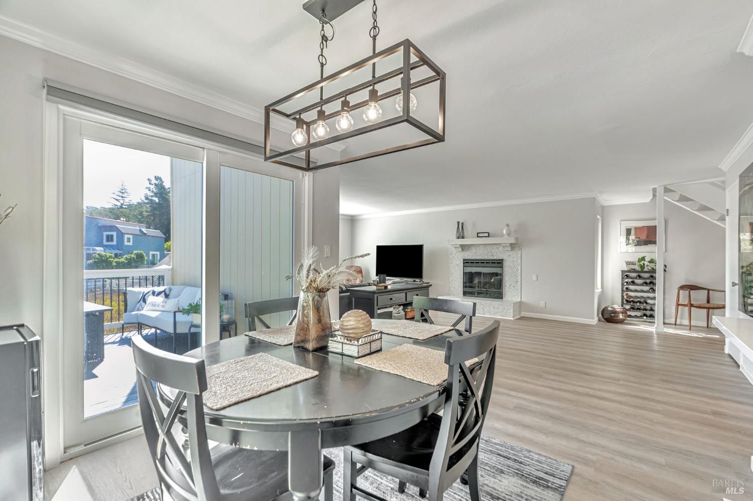 2589 Topaz Drive