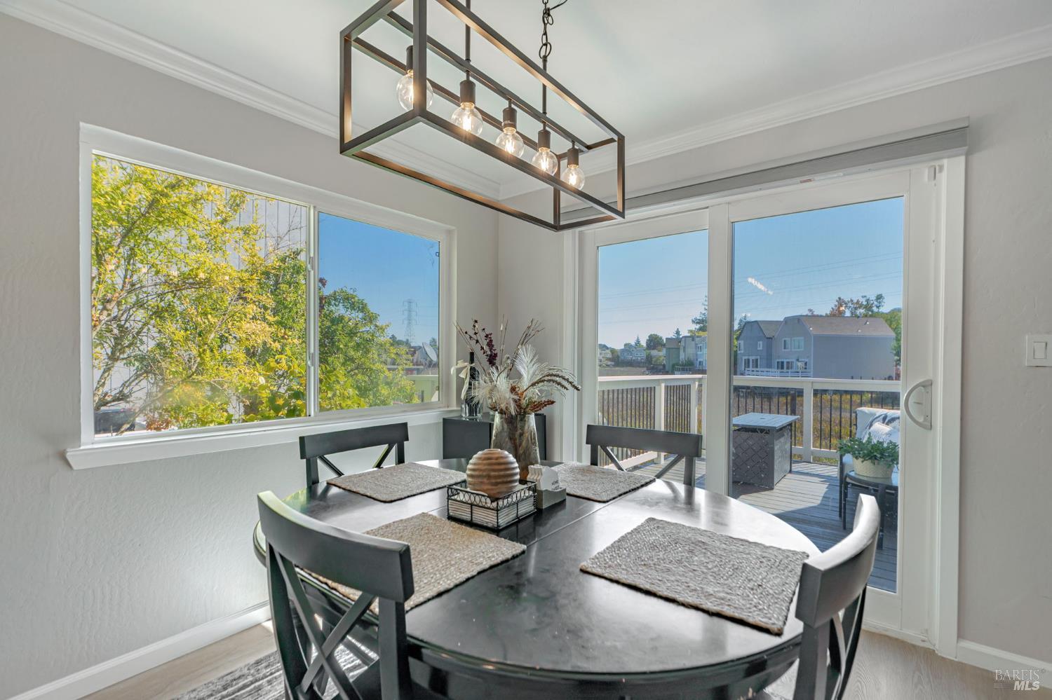 2589 Topaz Drive