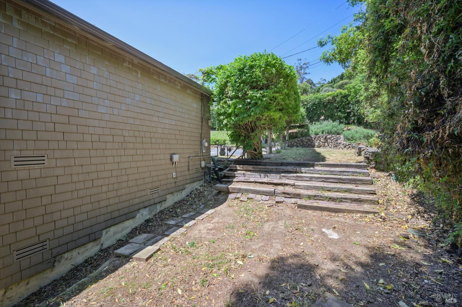260 Highland Avenue