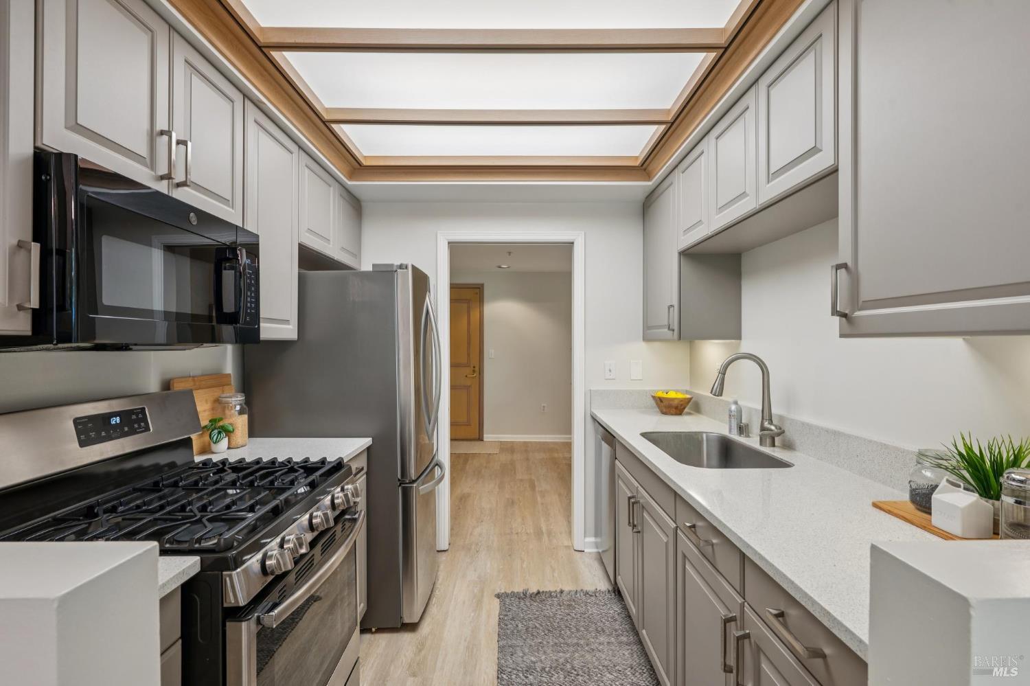 600 Deer Valley Road Unit: #1R