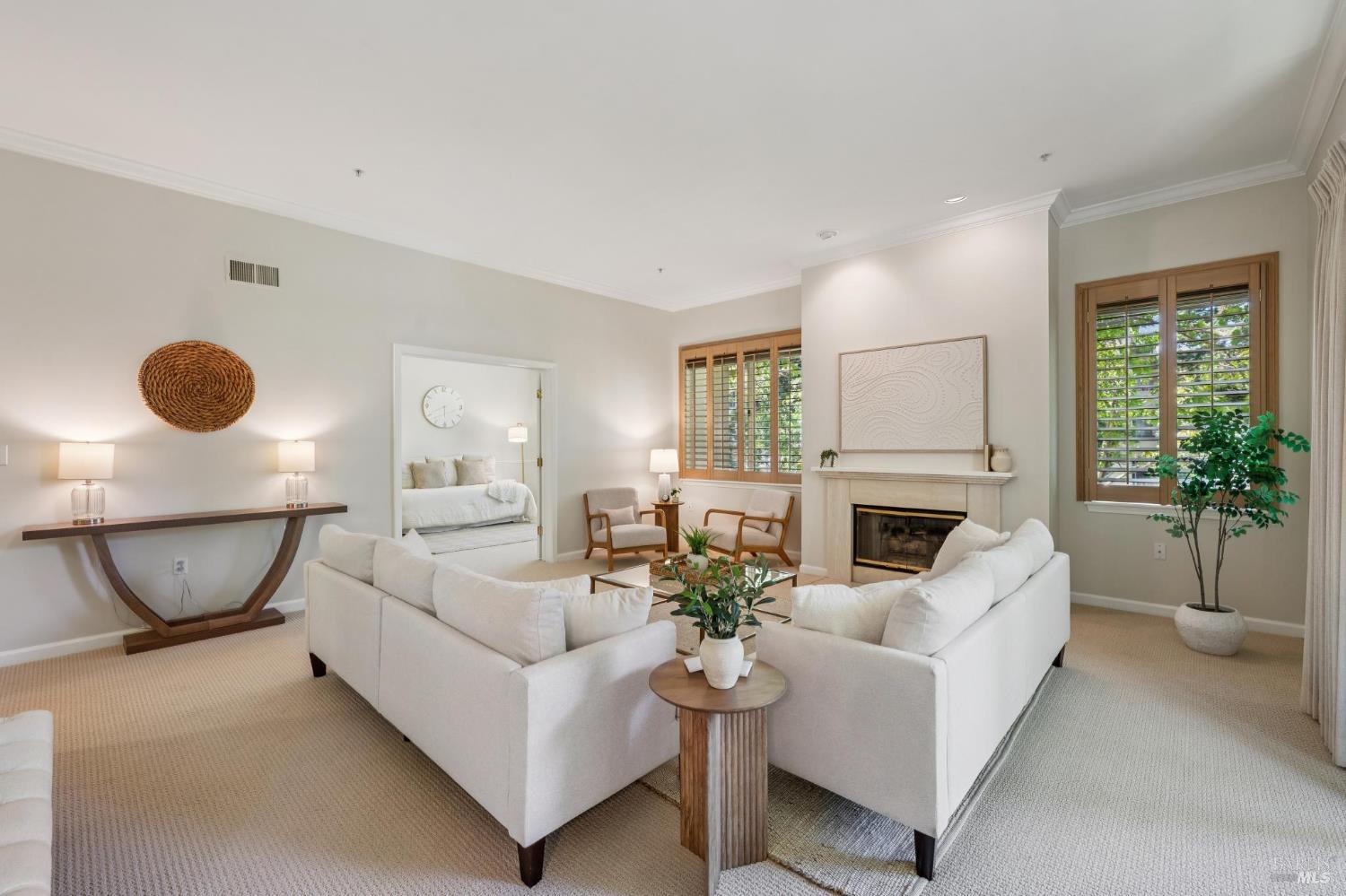 600 Deer Valley Road Unit: #1R