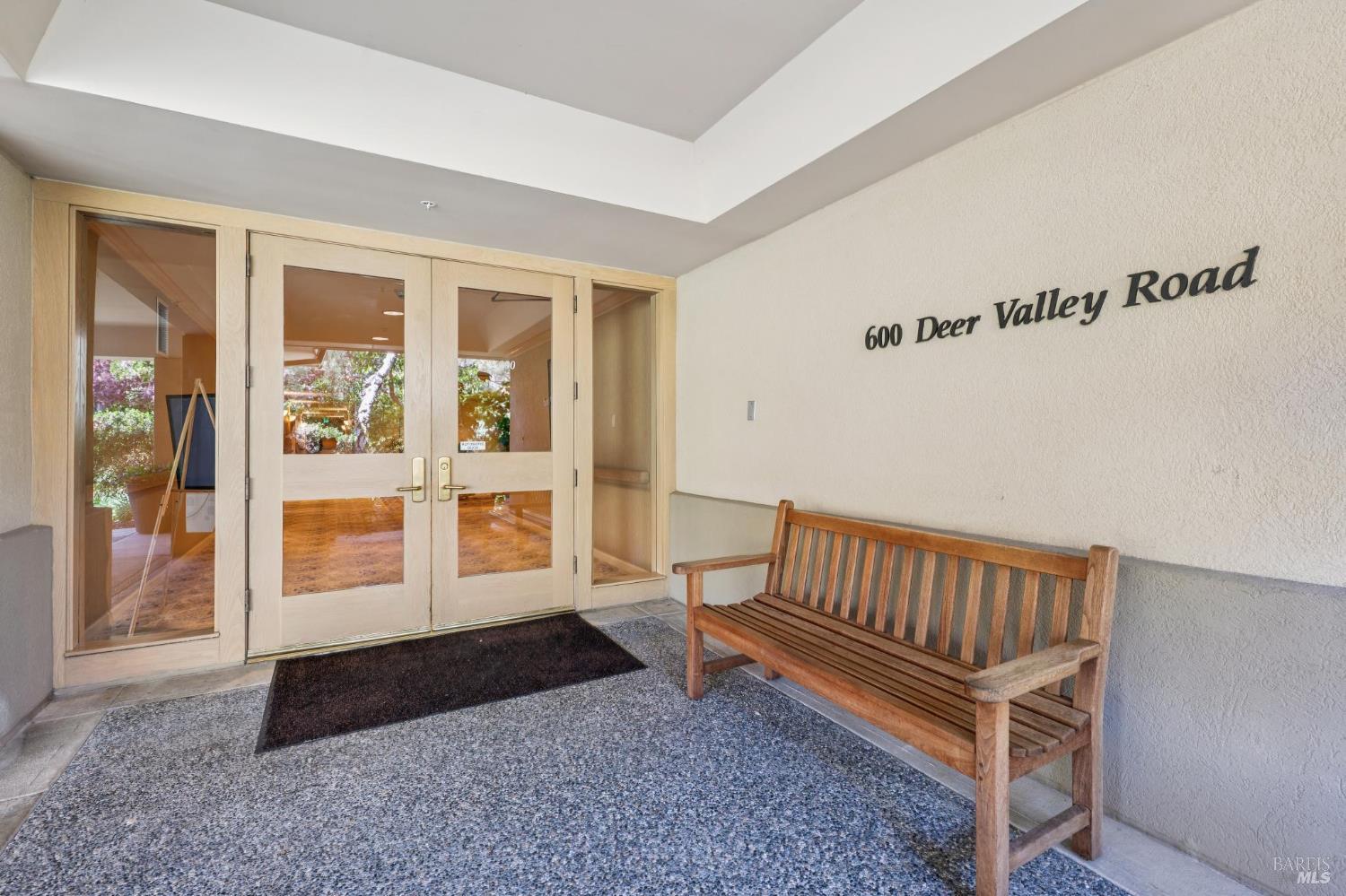 600 Deer Valley Road Unit: #1R