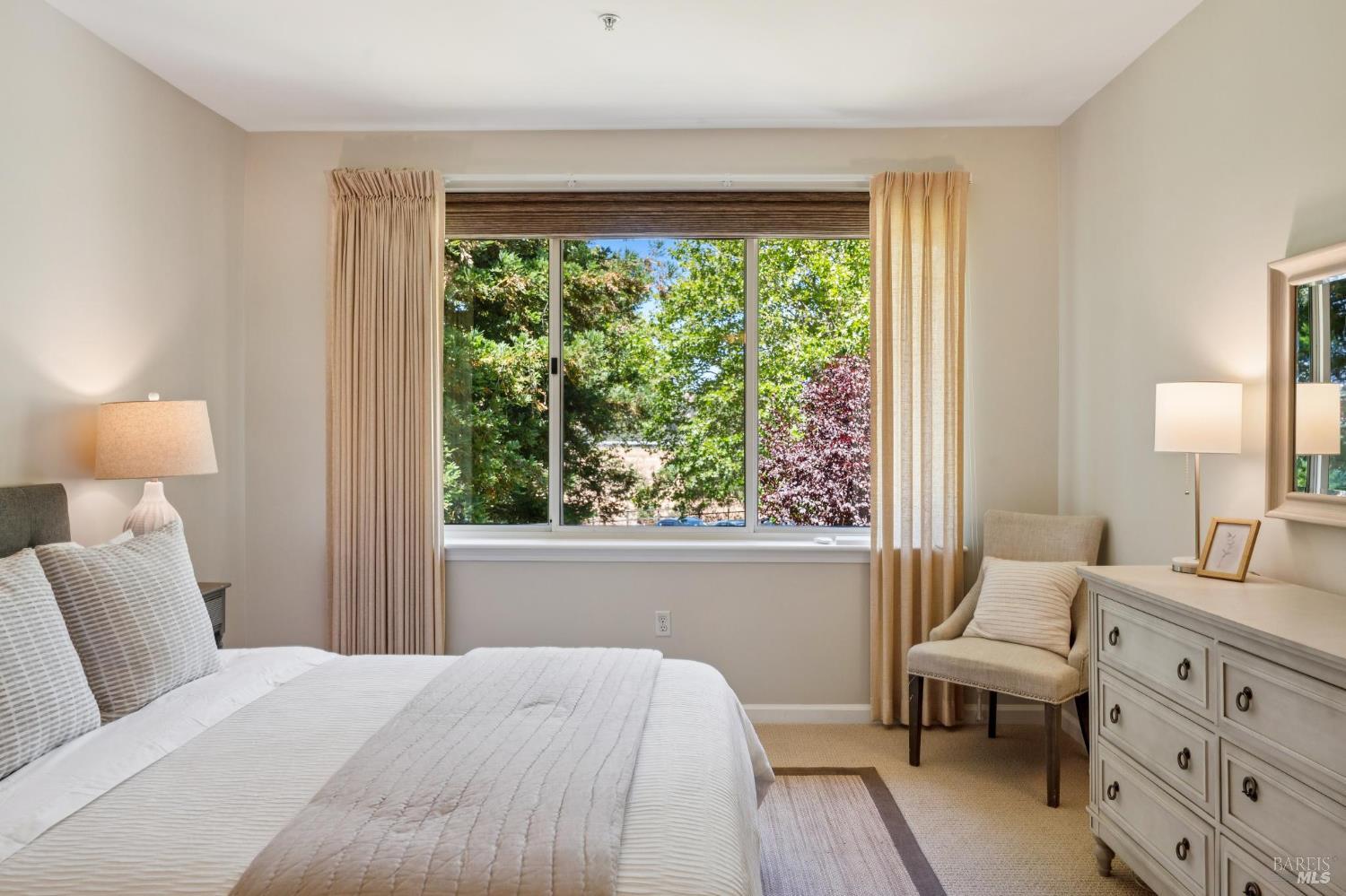 600 Deer Valley Road Unit: #1R