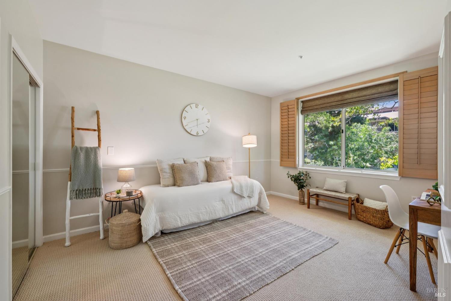 600 Deer Valley Road Unit: #1R