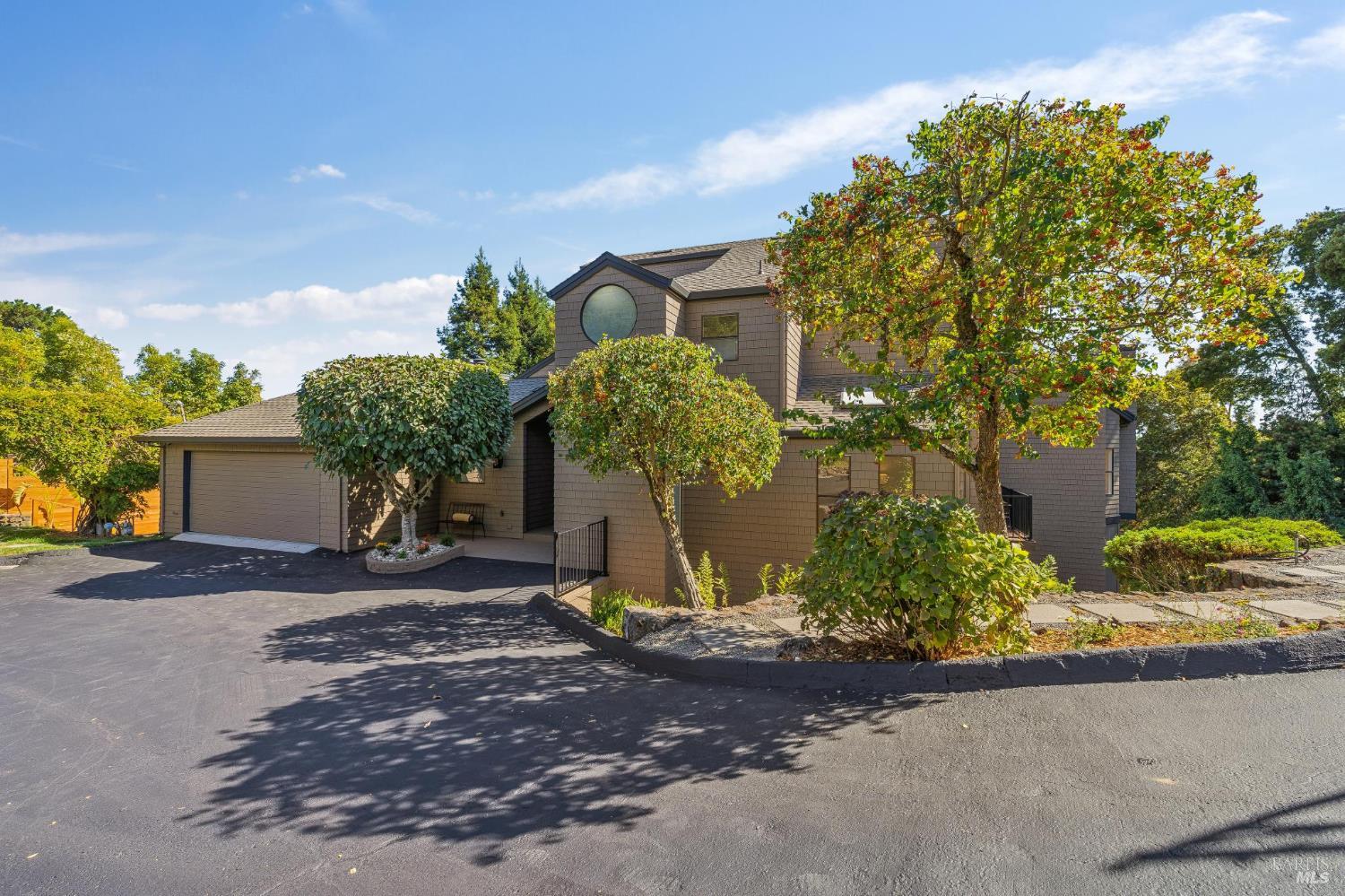 260 Highland Avenue