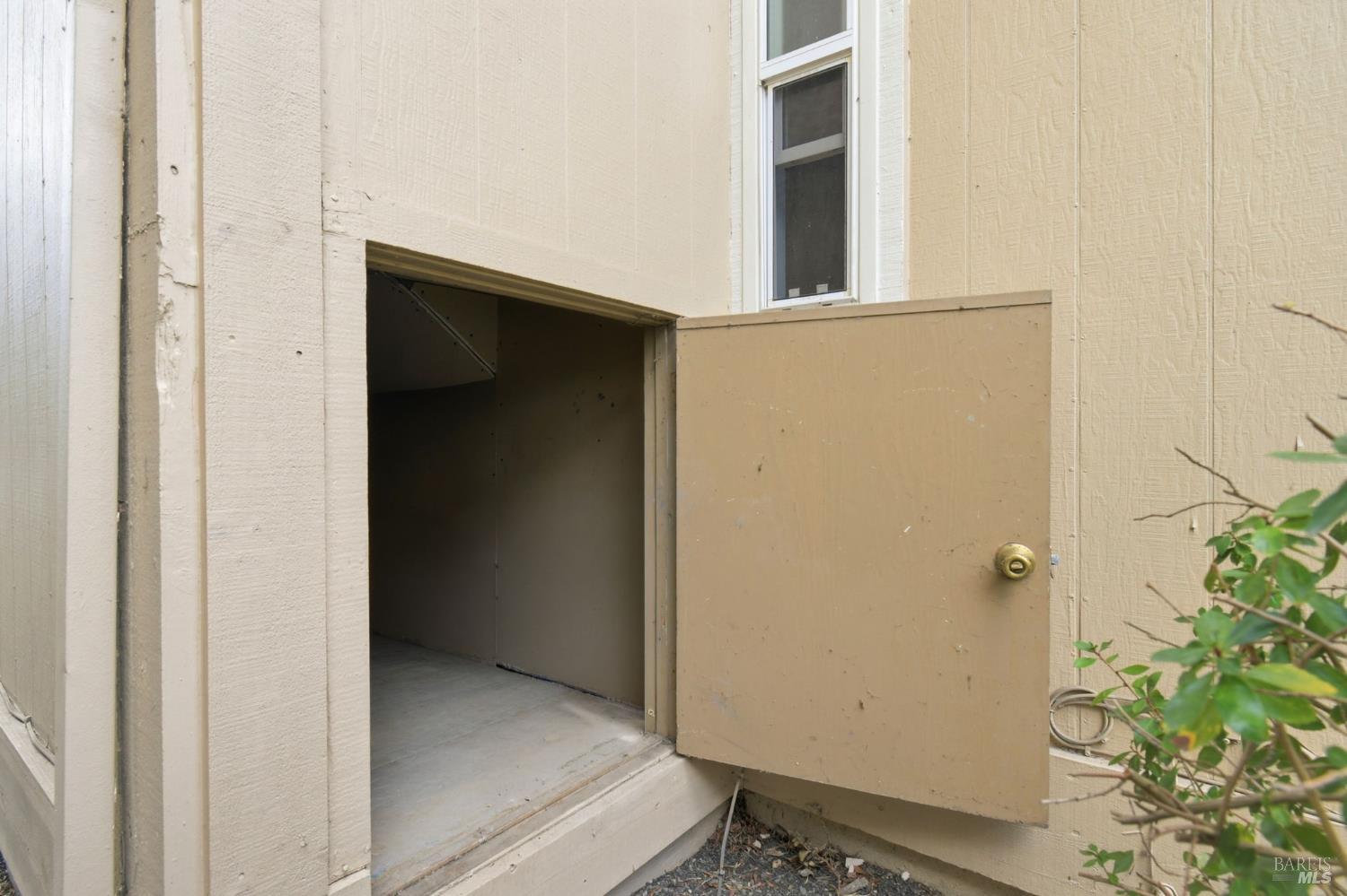 1314 Gold Way