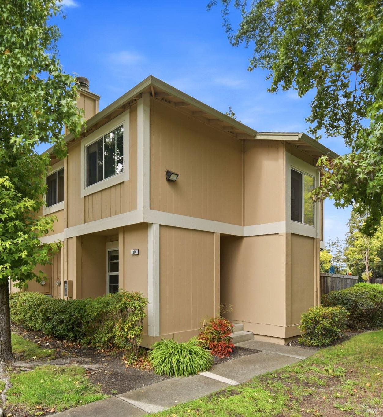 1314 Gold Way