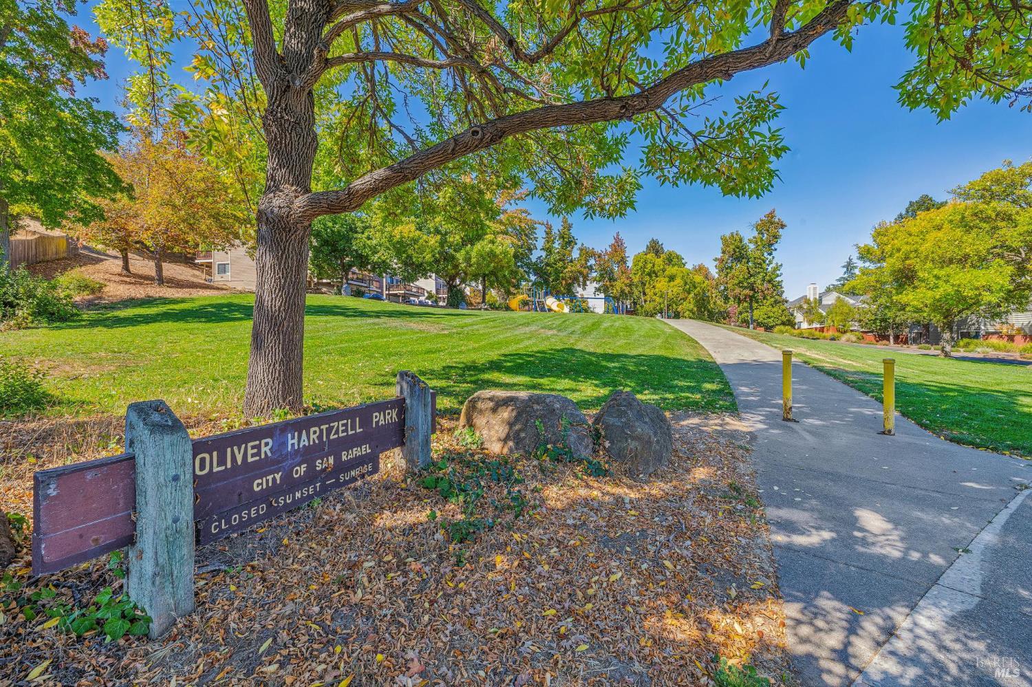 13 Summerhill Way
