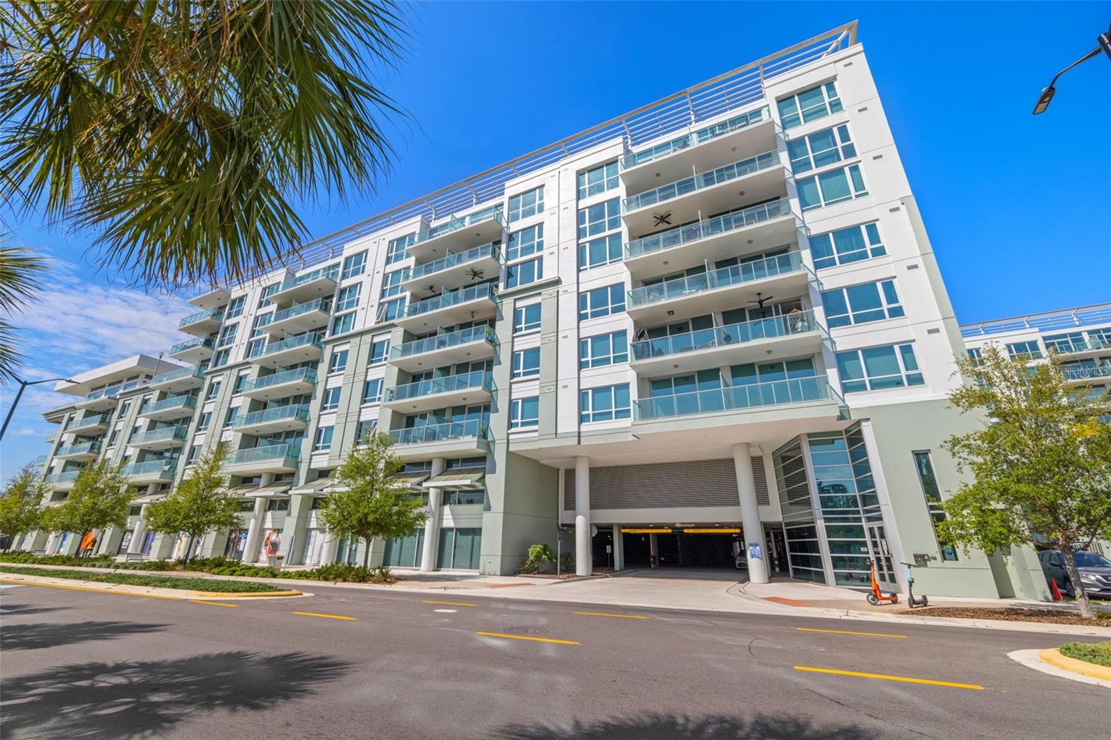 912 CHANNELSIDE DR #2809