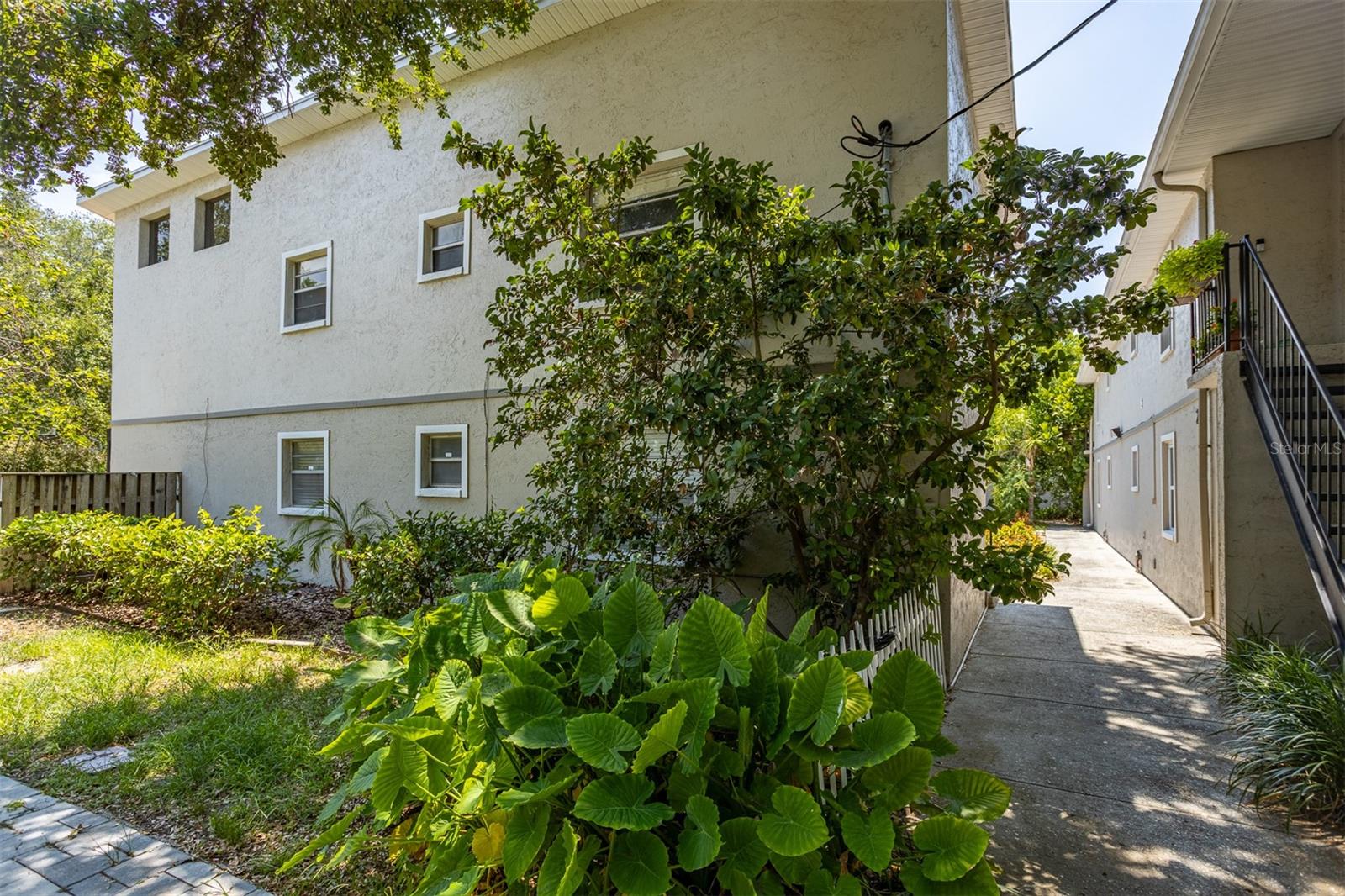 1011 S MOODY AVE #12