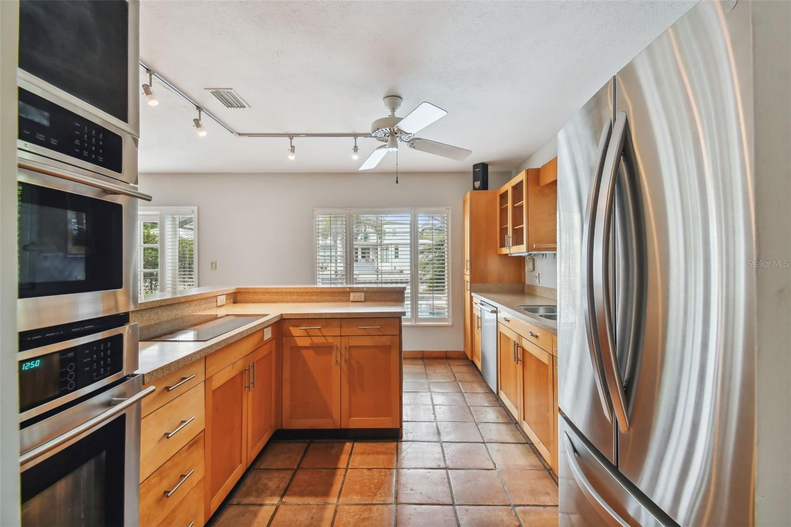 593 MARMORA AVE