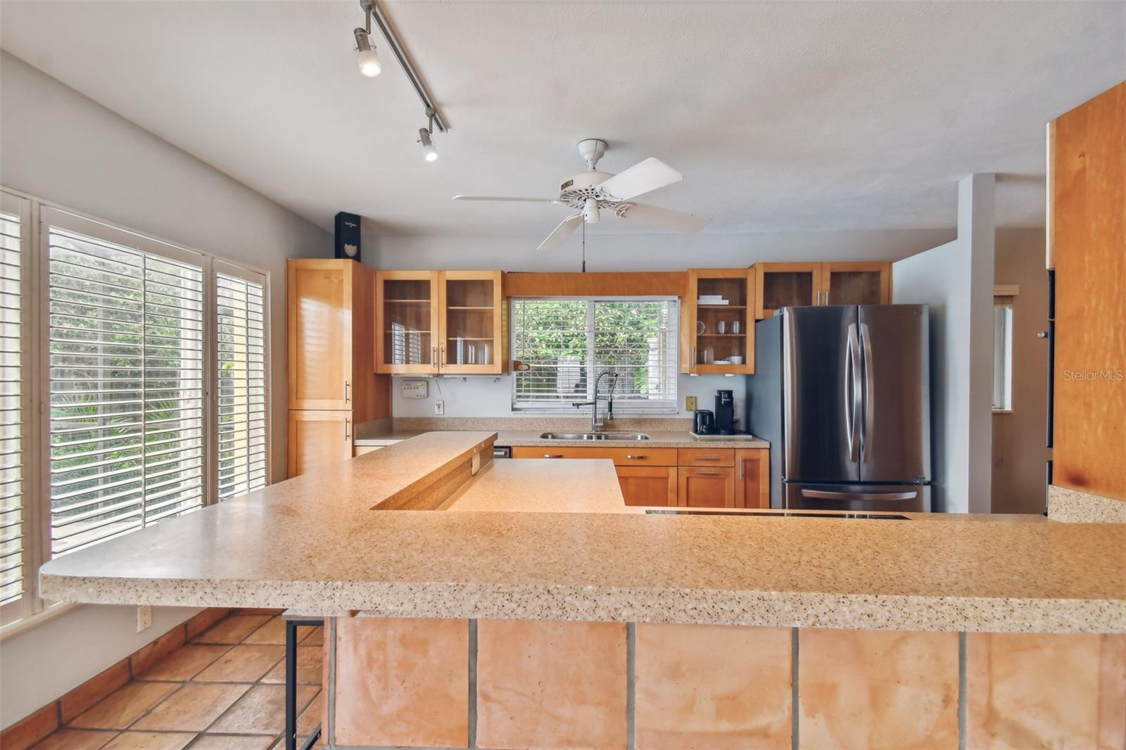 593 MARMORA AVE