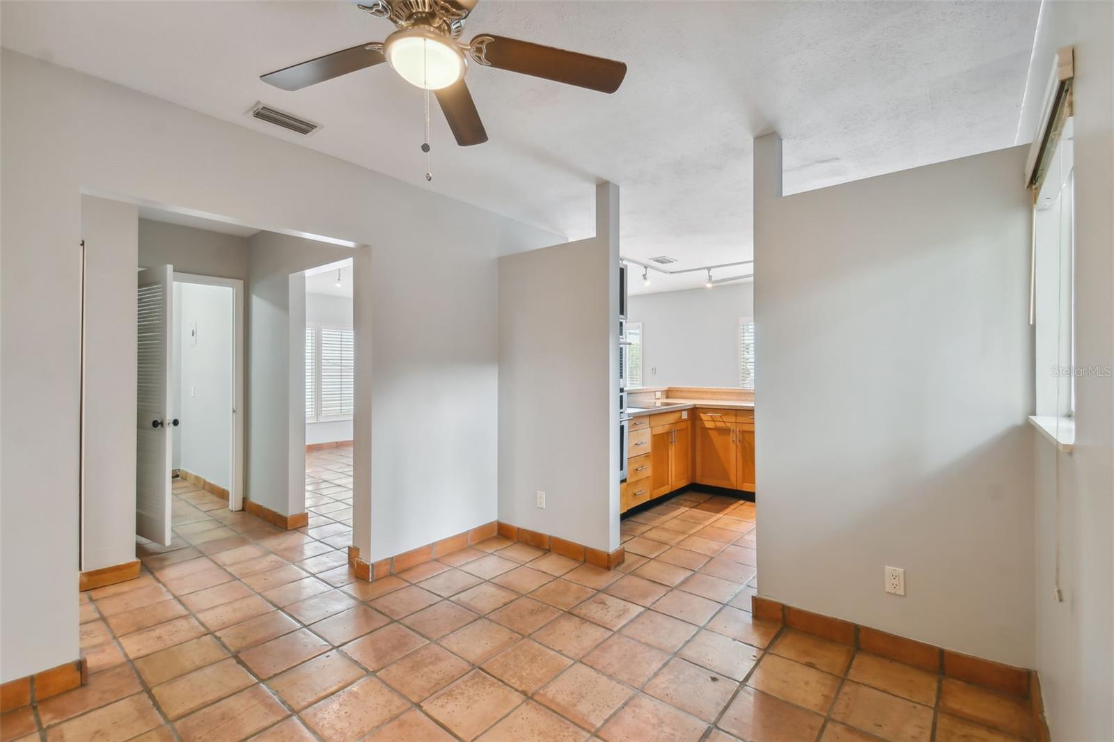 593 MARMORA AVE