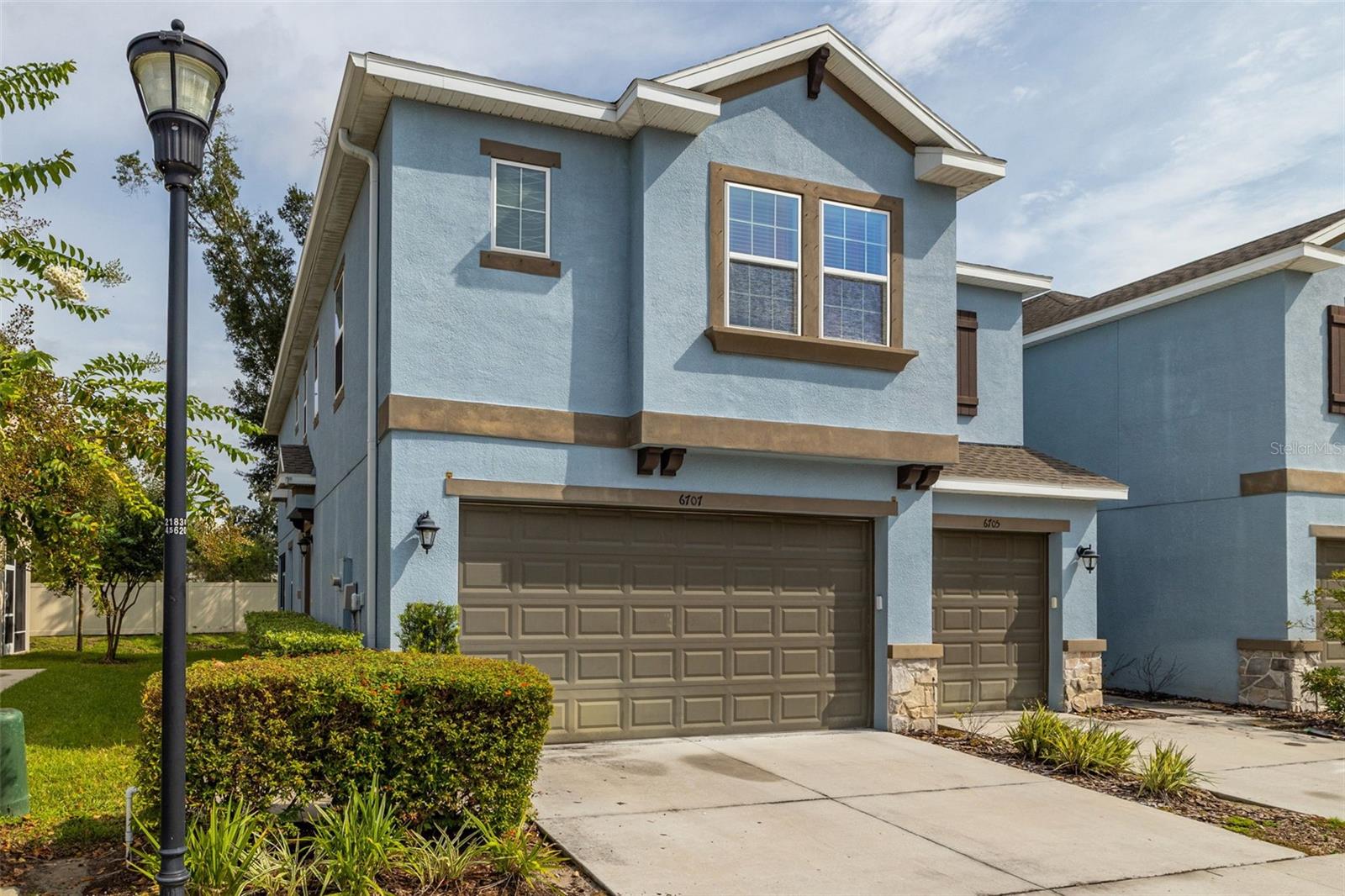 6707 CITRUS CREEK LN