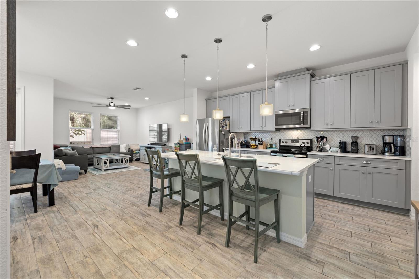6707 CITRUS CREEK LN