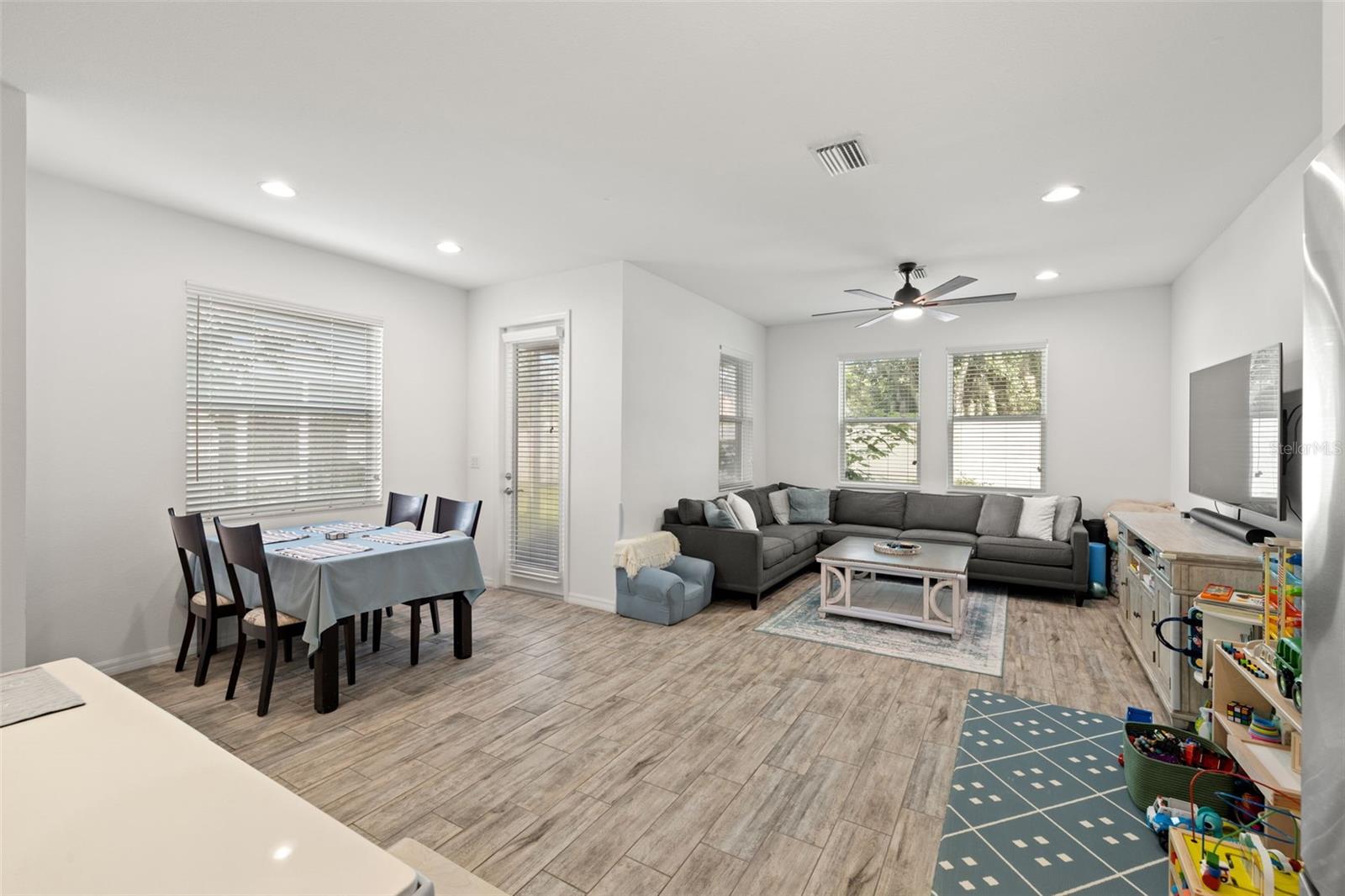 6707 CITRUS CREEK LN
