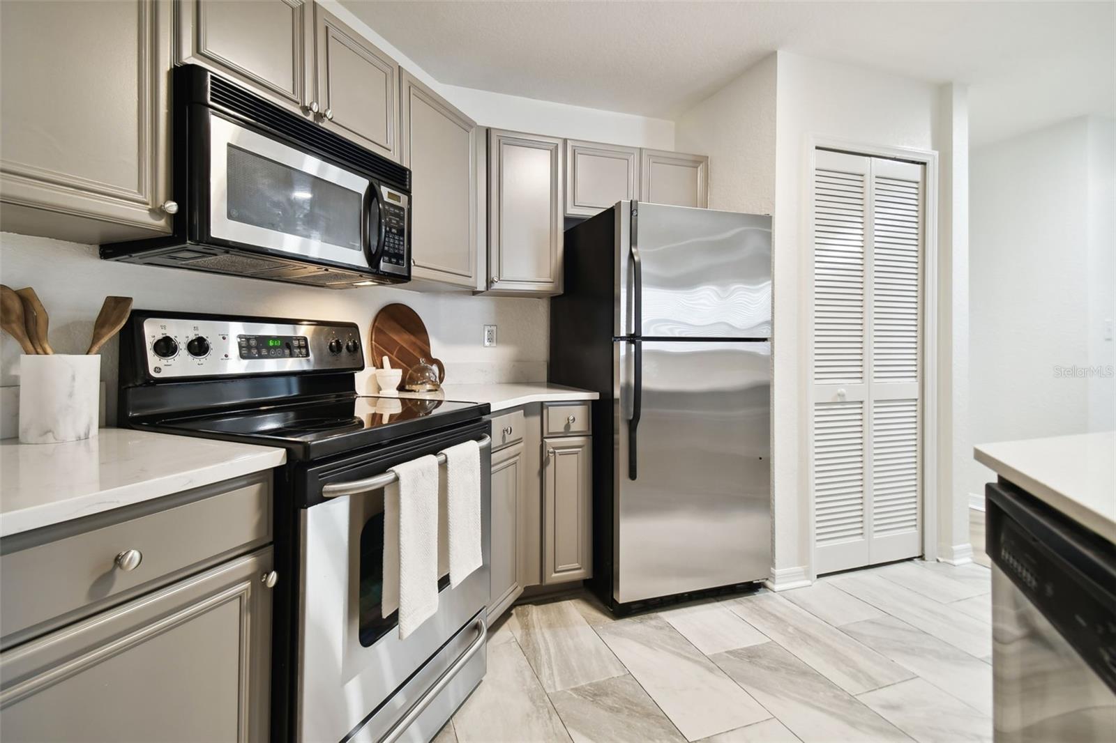 700 S HARBOUR ISLAND BLVD #742