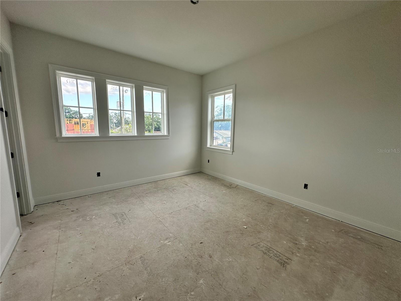 318 W PARK AVE