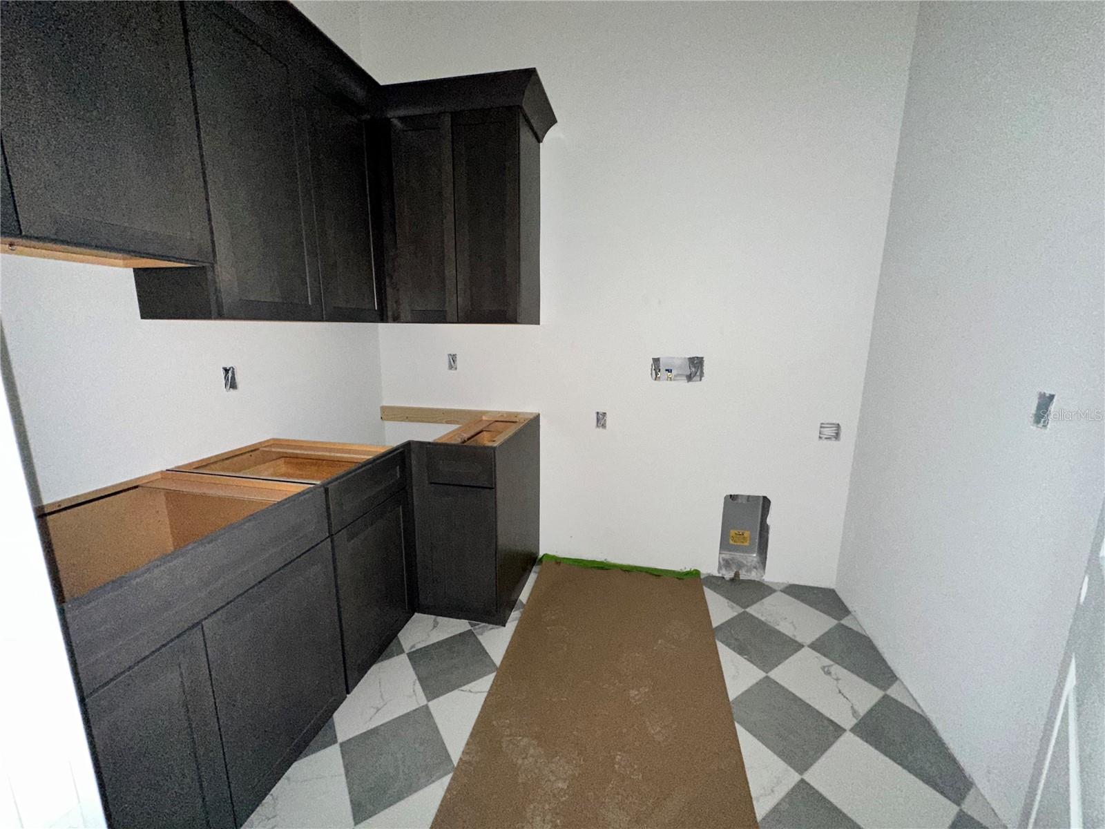318 W PARK AVE