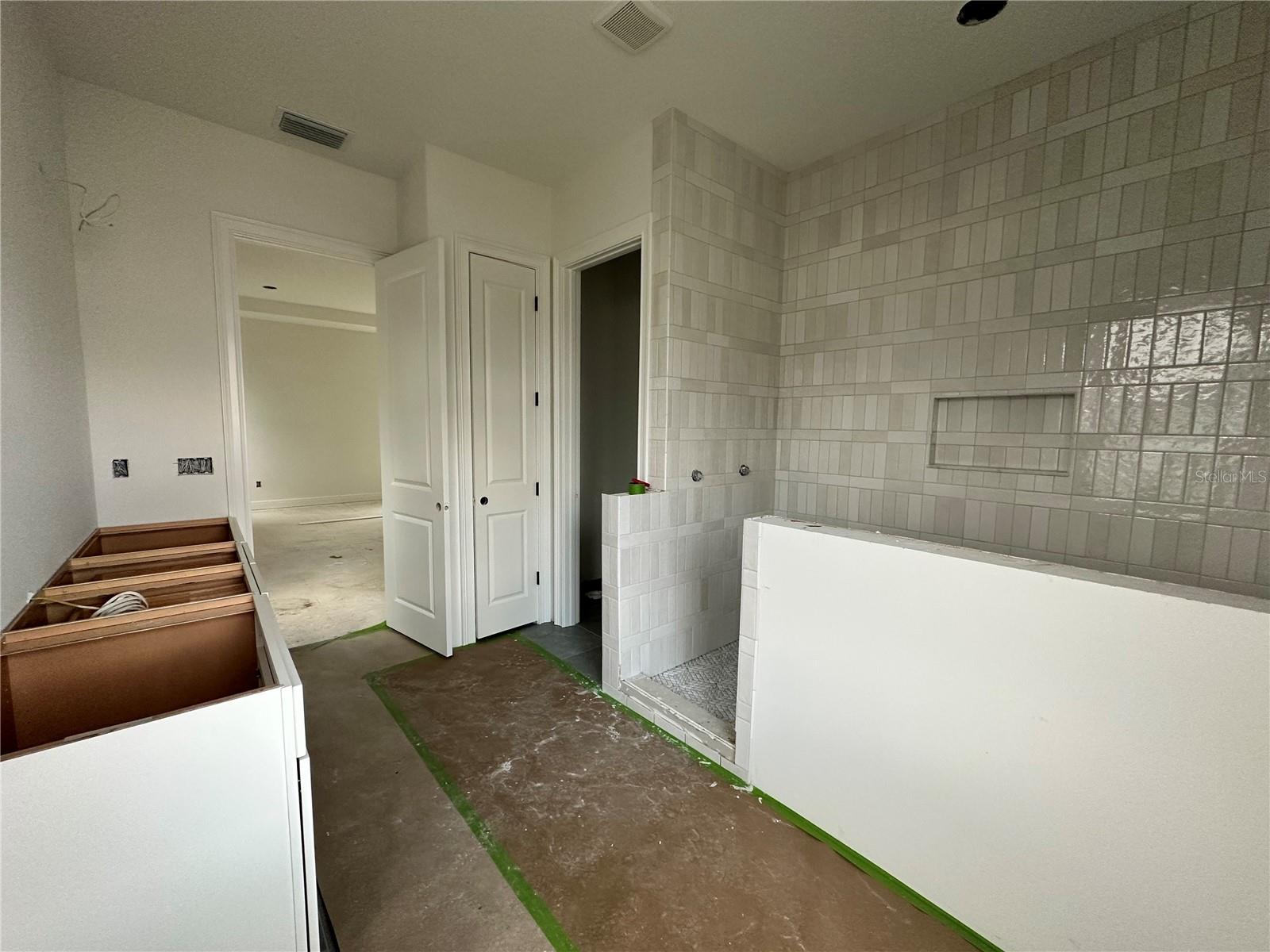 318 W PARK AVE