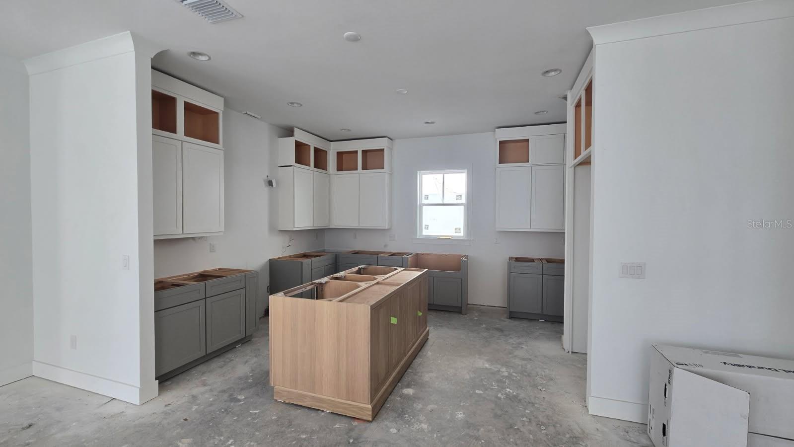318 W PARK AVE