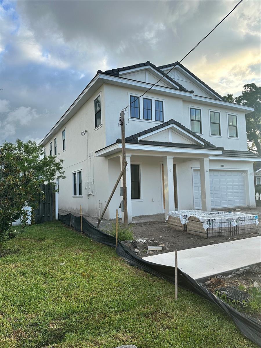 318 W PARK AVE