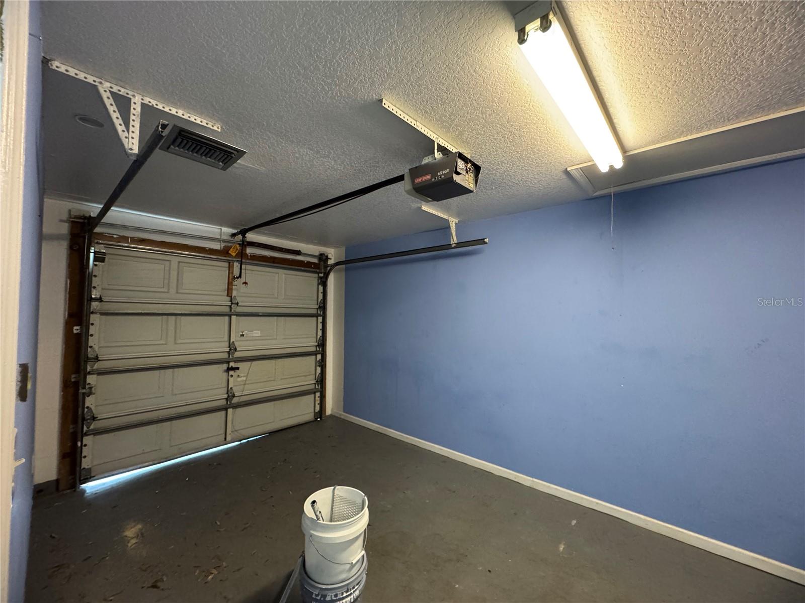 3334-3336 W HEITER ST