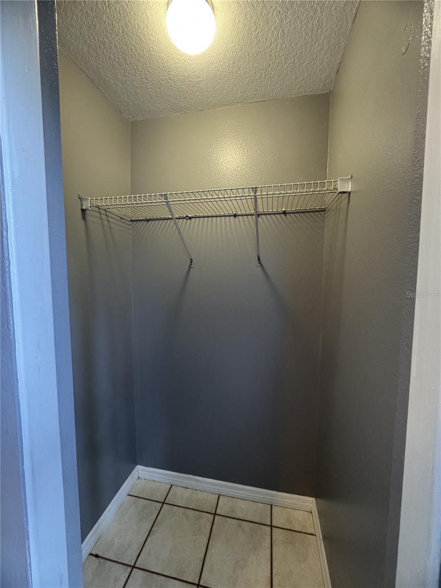 3334-3336 W HEITER ST