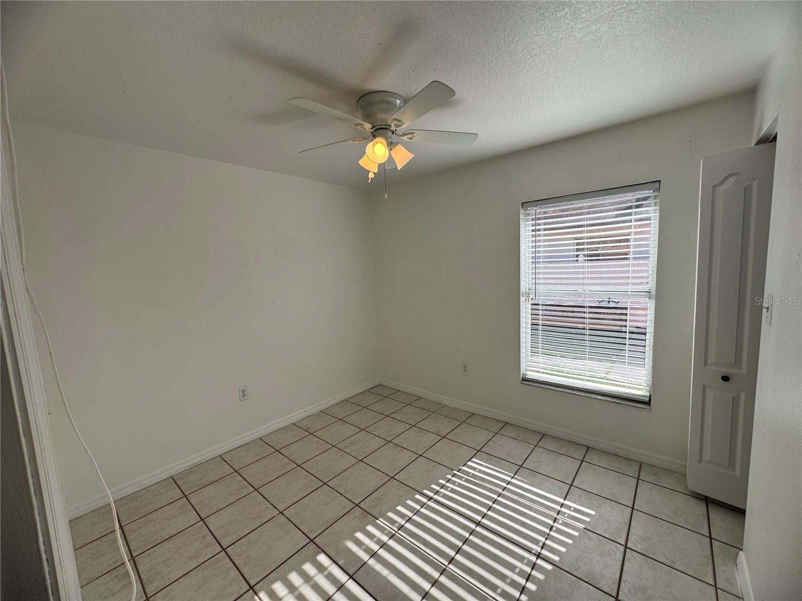 3334-3336 W HEITER ST