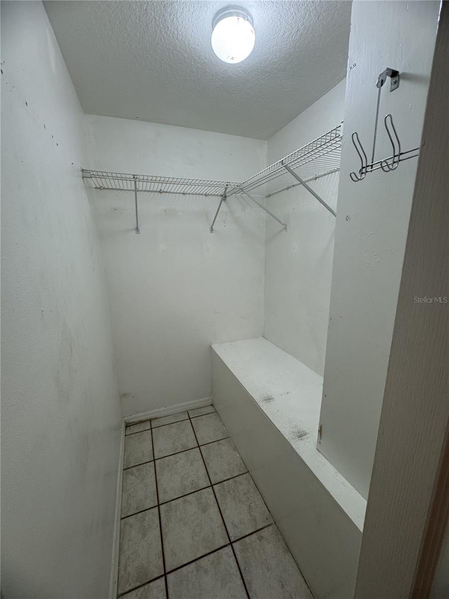 3334-3336 W HEITER ST