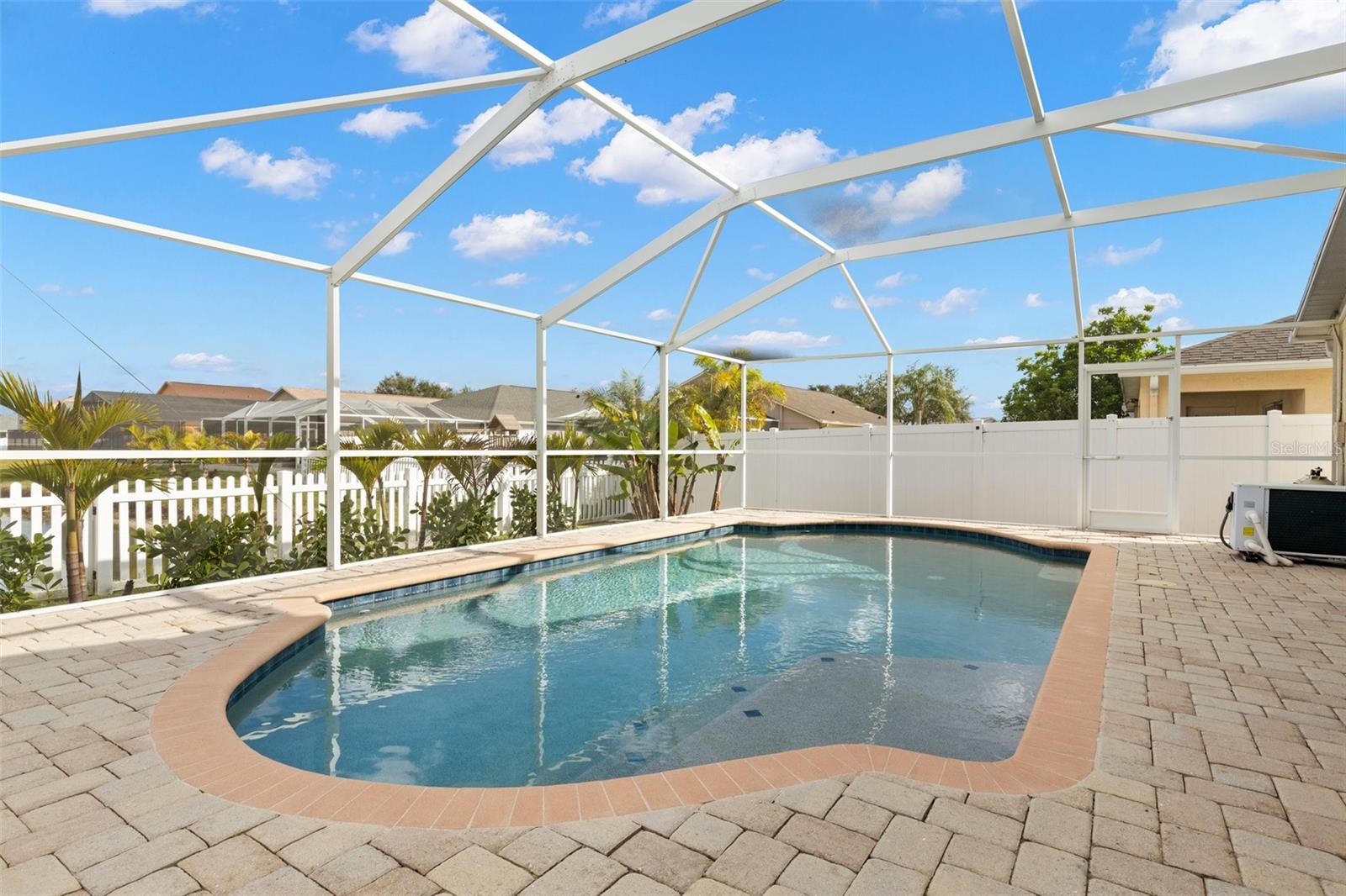 7320 NEWHALL PASS LN