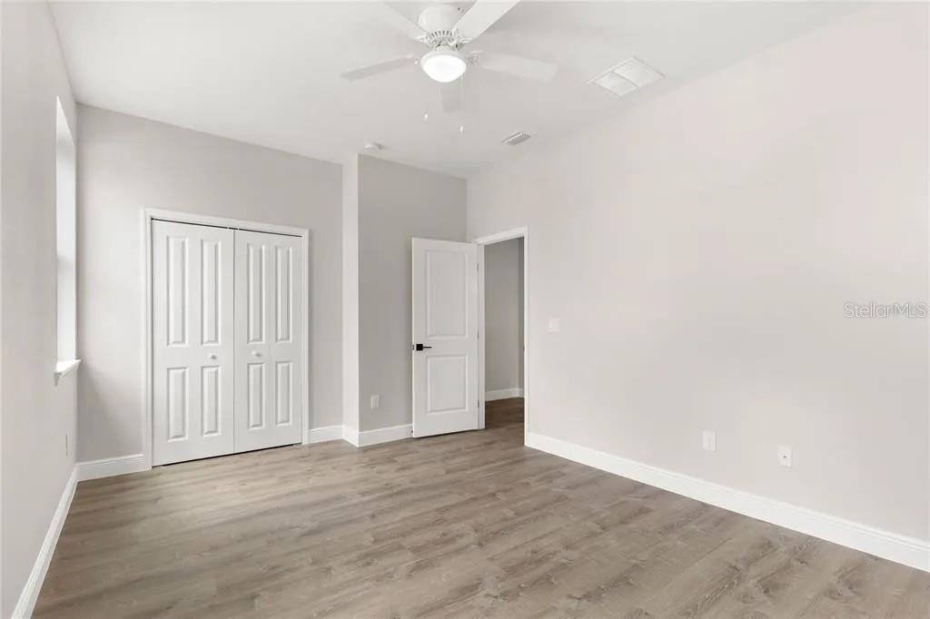 2337 W WALNUT ST