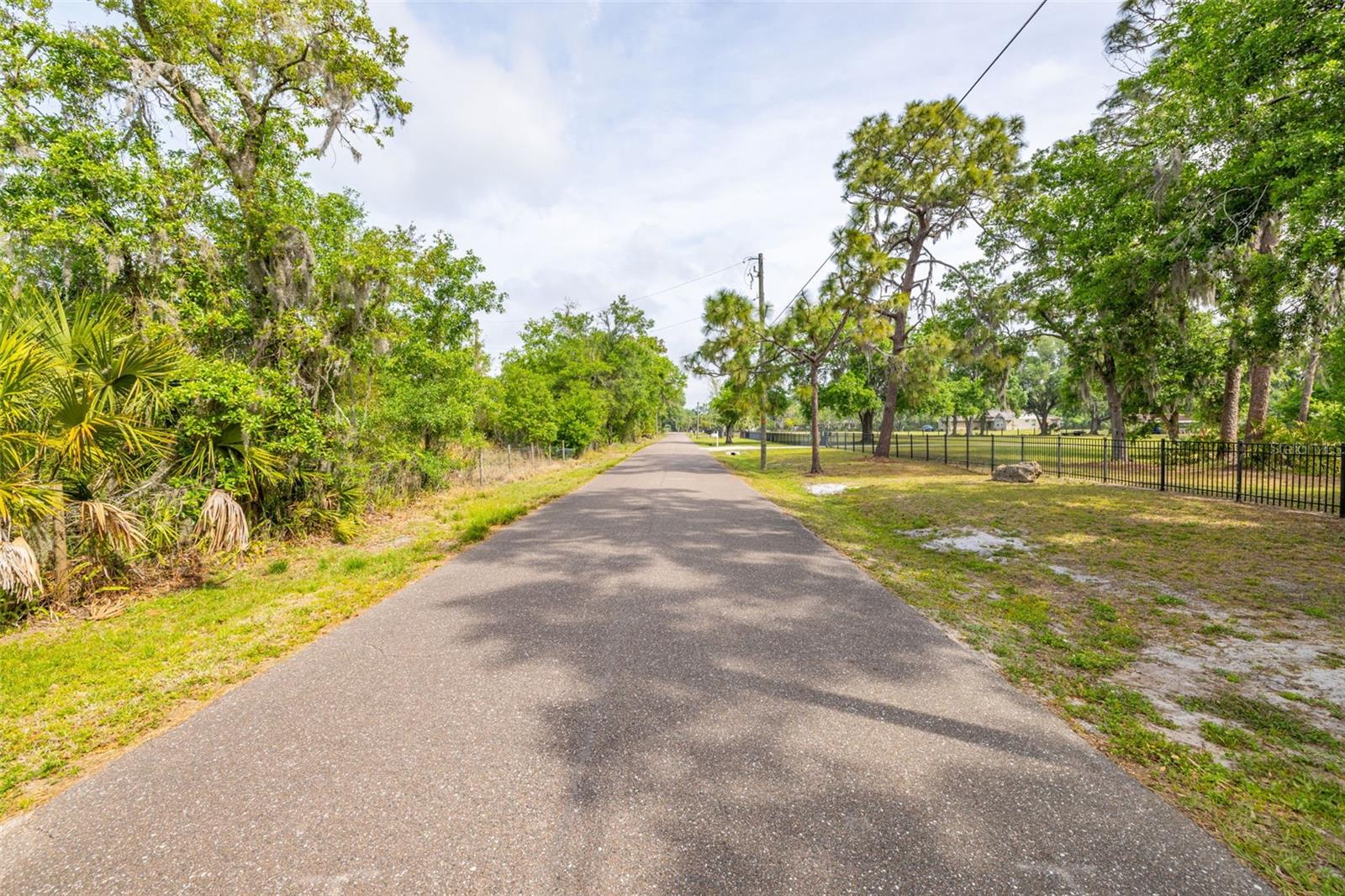 19084 RED BIRD LN