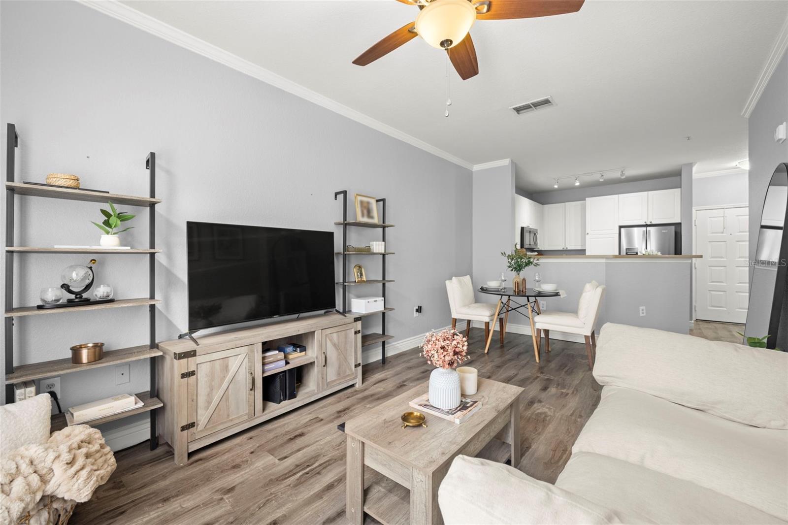 4221 W SPRUCE ST #1229