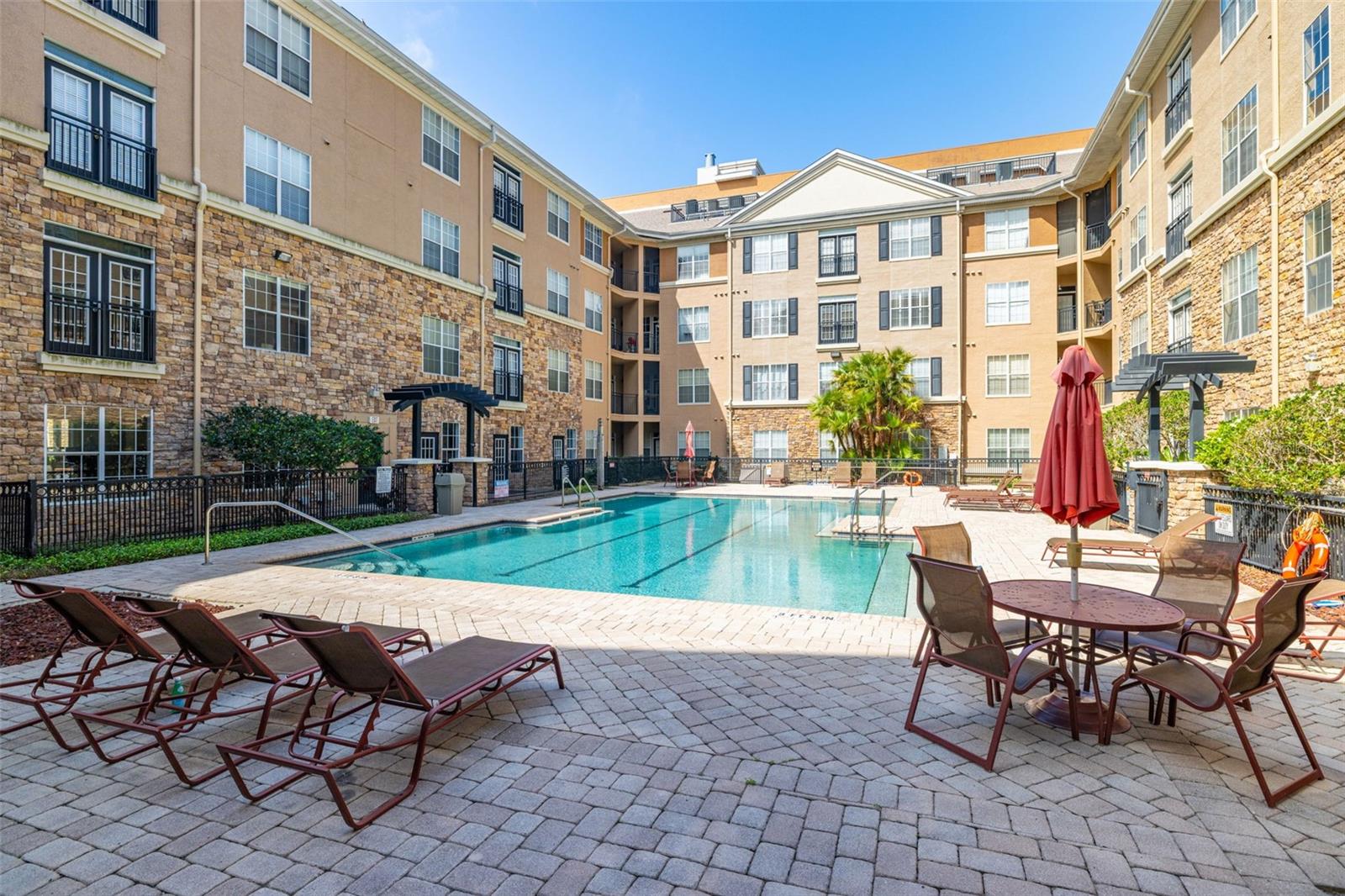 4221 W SPRUCE ST #1229