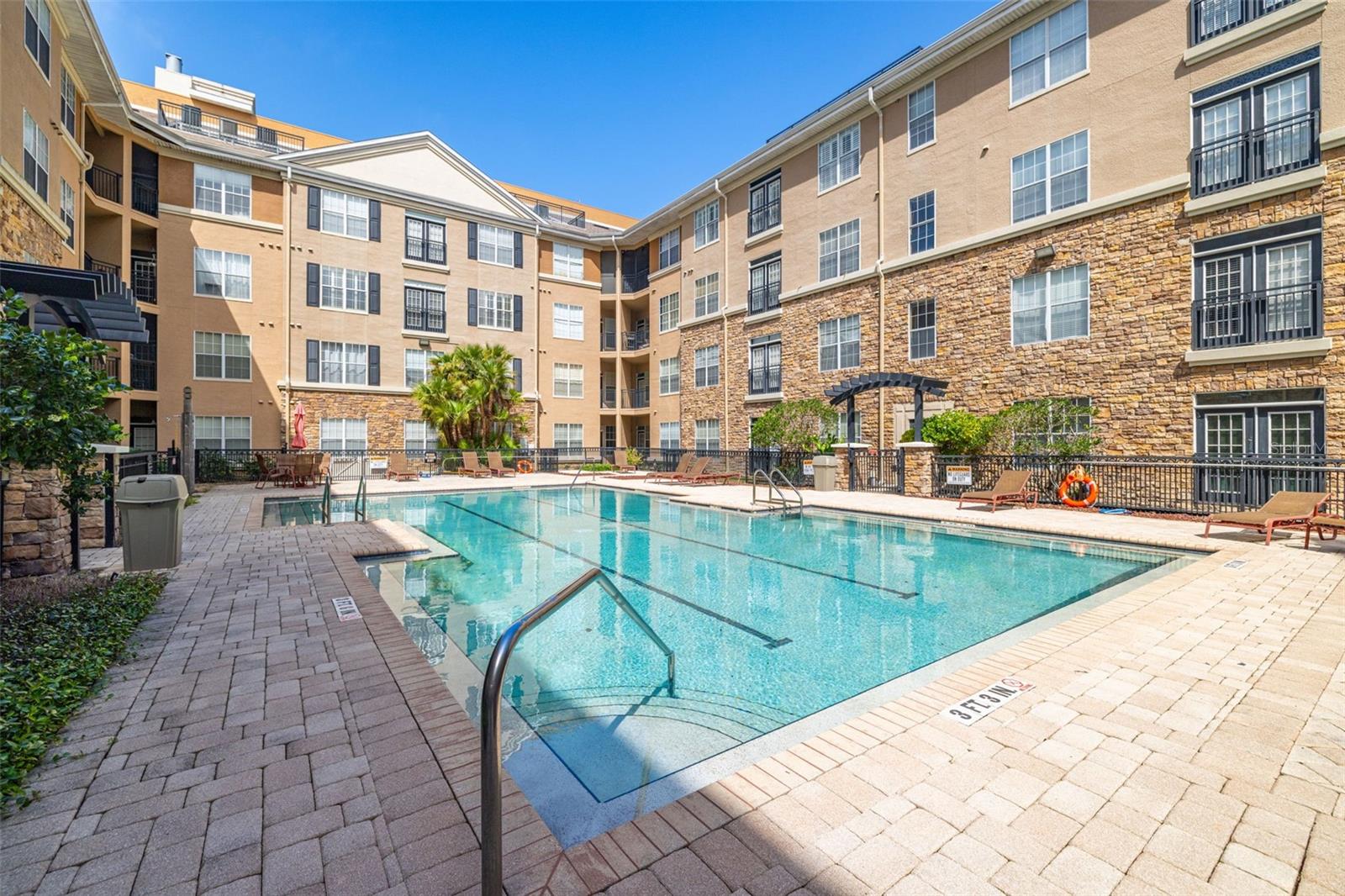 4221 W SPRUCE ST #1229