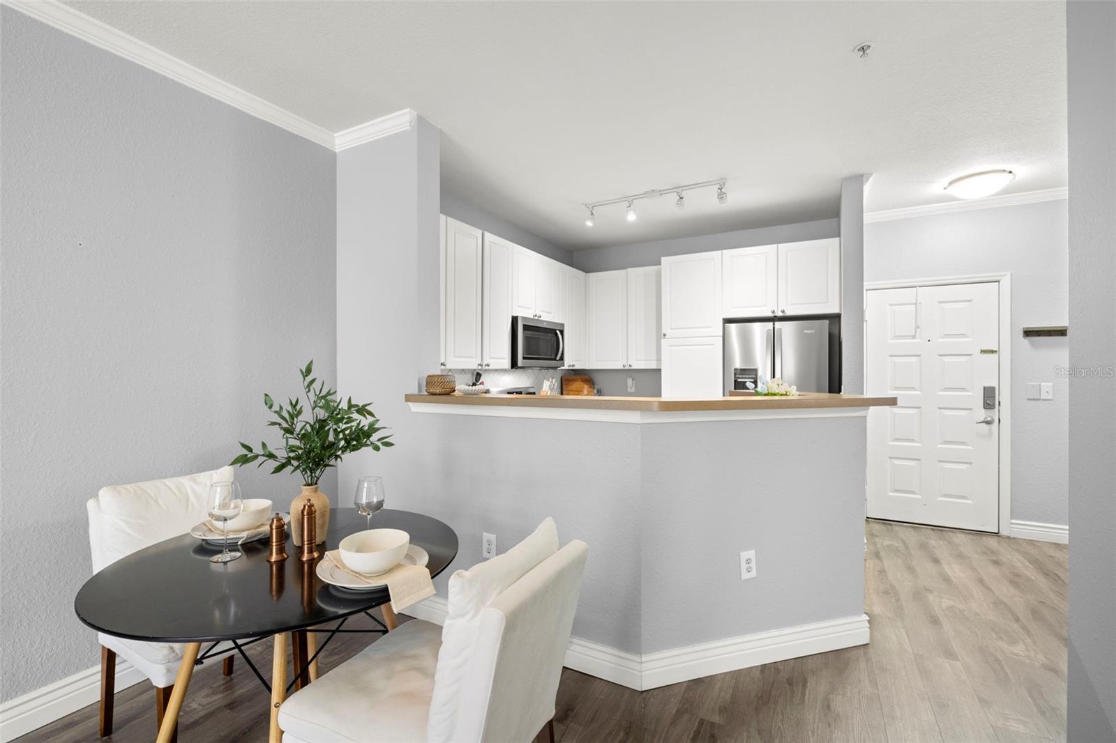 4221 W SPRUCE ST #1229