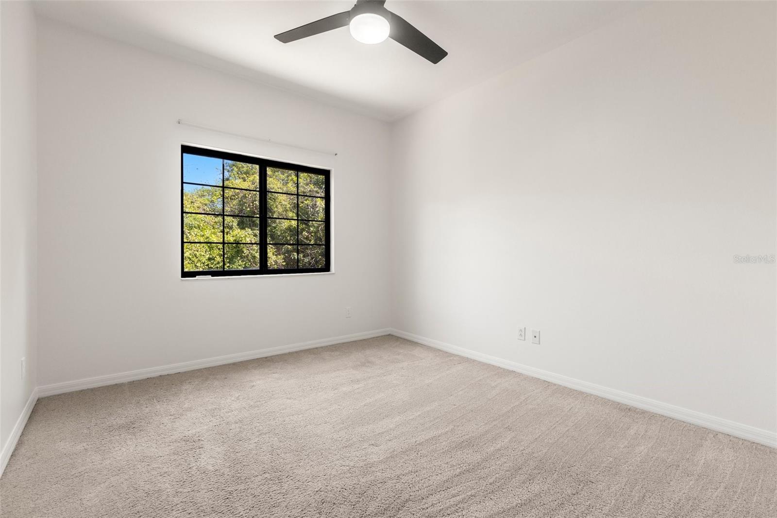 13118 LOGAN CAPTIVA LN