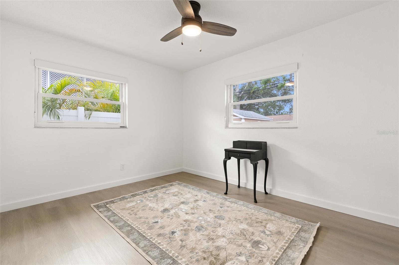 4709 W FAIR OAKS AVE