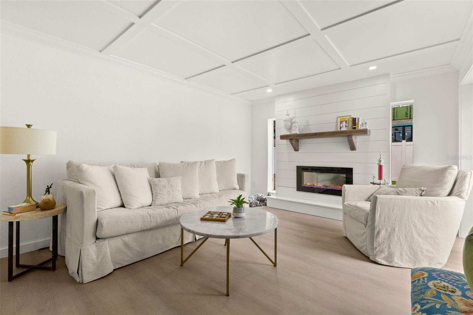 4709 W FAIR OAKS AVE