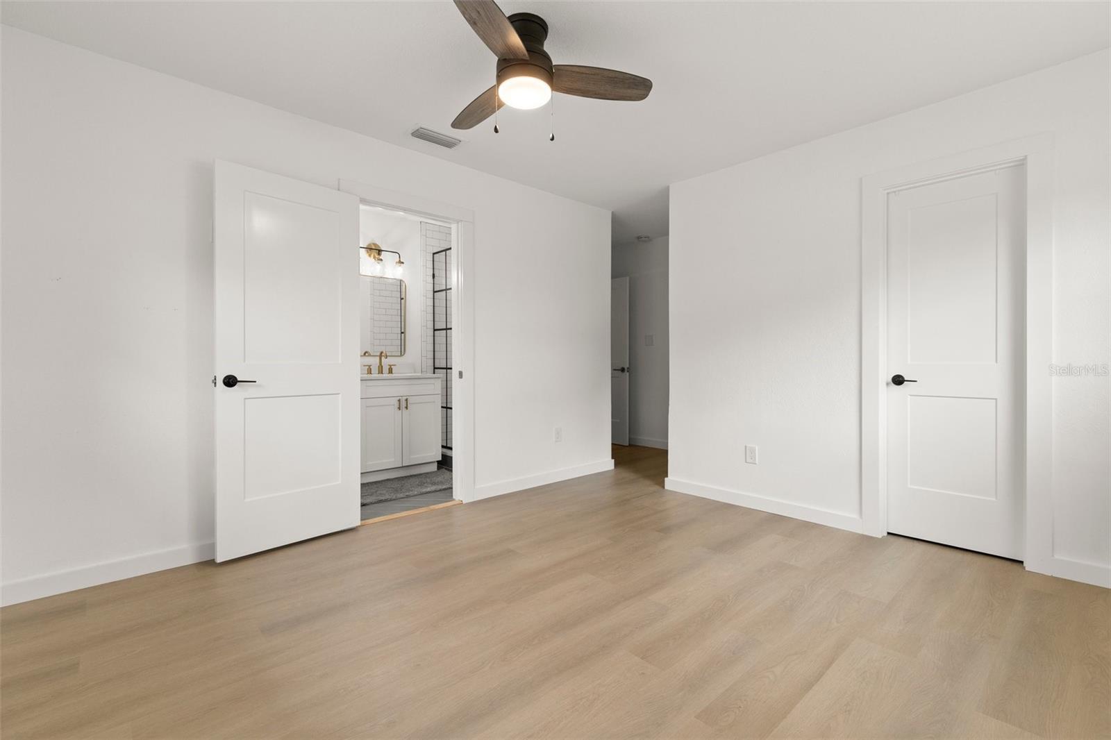 4709 W FAIR OAKS AVE