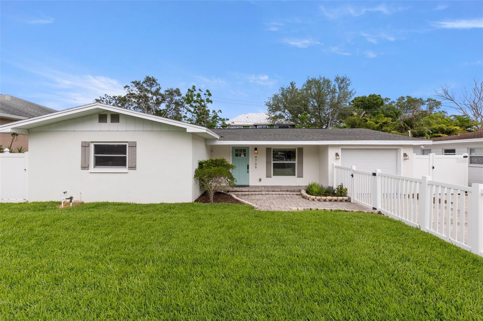 4709 W FAIR OAKS AVE